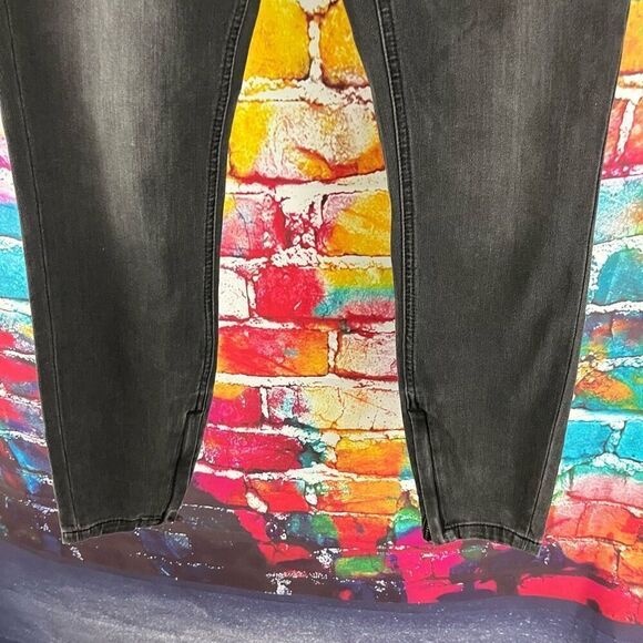 Pistola Black Denim Skinny Jeans Size 28 Stretch Zipper Ankles - Picture 3 of 7